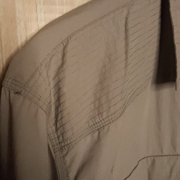 Marc Ecko Cut & Sew Tan Khaki Long Sleeve Button Down XL - Picture 4 of 7